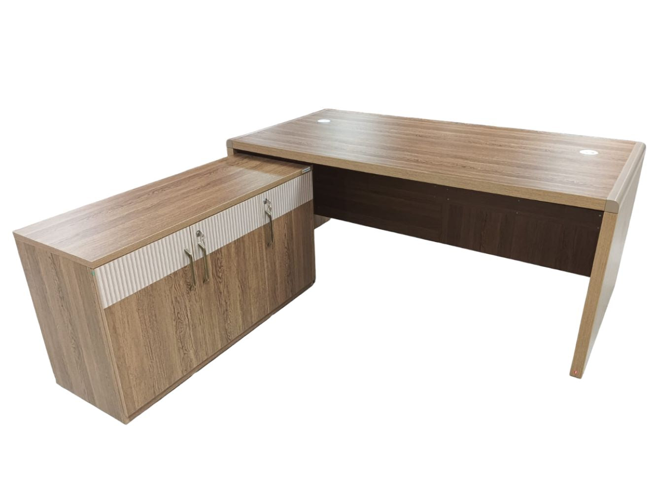 DIRECTOR TABLE REPUTE 1800L - 6 Feet
