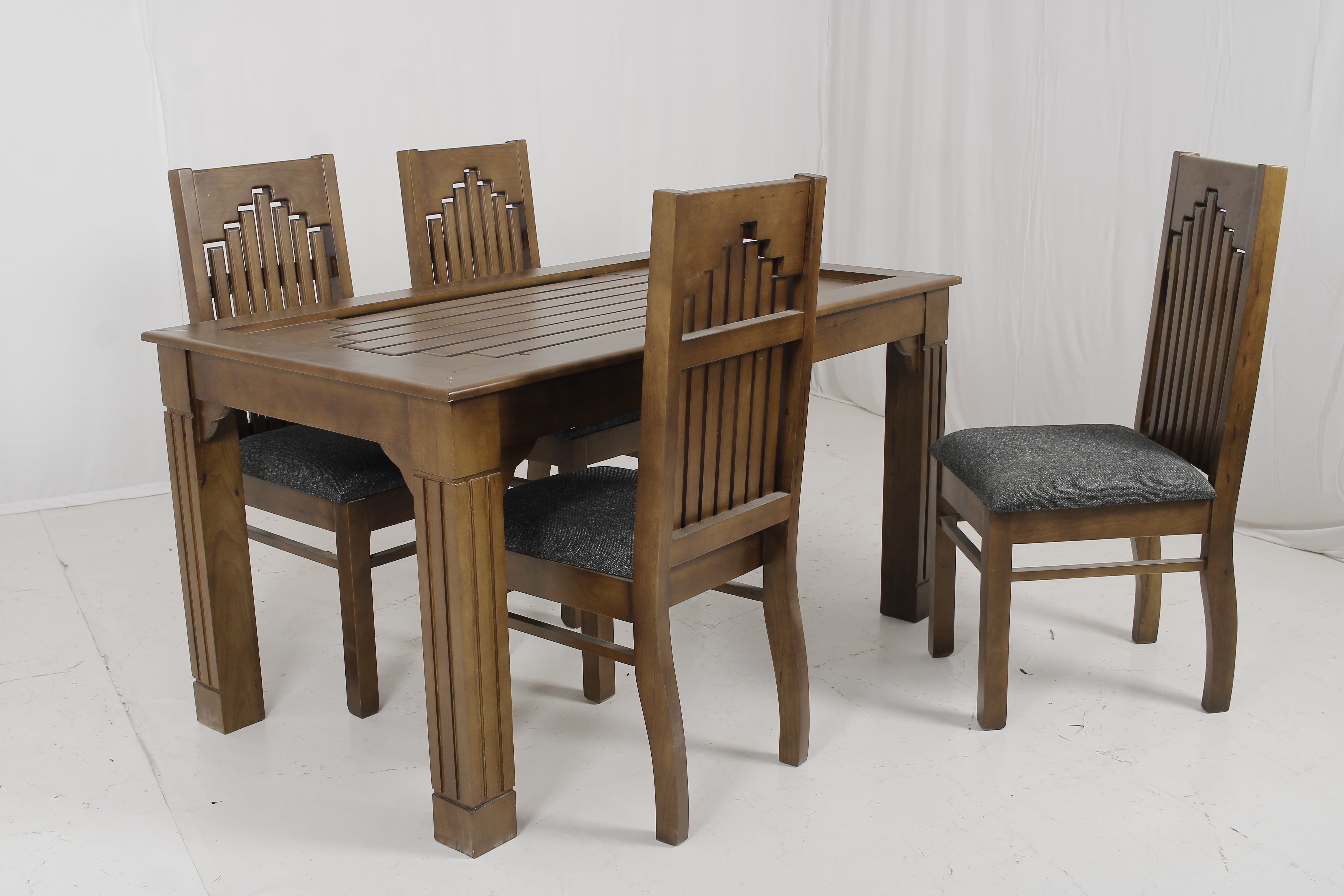 HOLLOW DINING TABLE WITH CHAIR